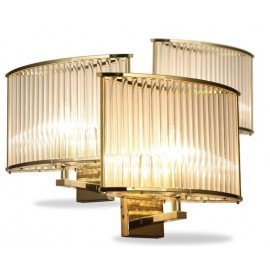 Stilio wall lamp Licht im Raum gold color front view