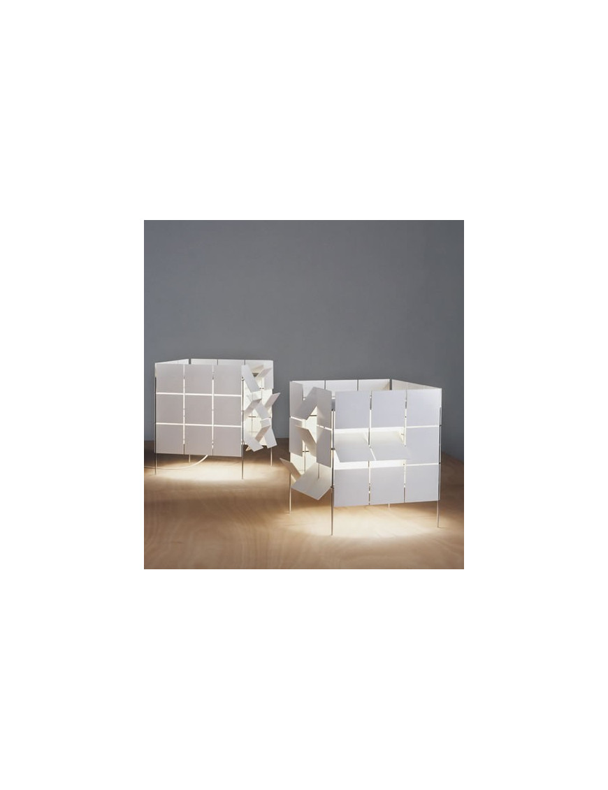 Cubrik table lamp Santa & Cole white color L front view Cubrik table lamp Santa & Cole white color L front view
