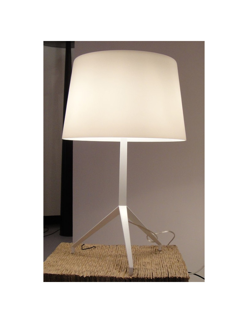 Lumière XXL style table lamp Foscarini white color