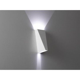 Topix wall lamp Delta light white color front view