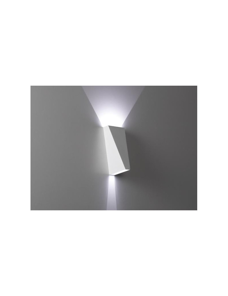 Topix wall lamp Delta light white color front view Topix wall lamp Delta light white color front view