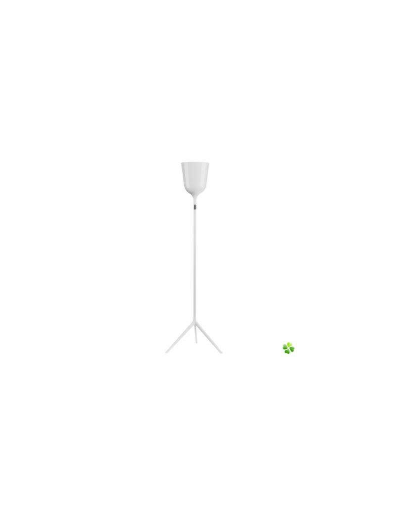 Copacabana P floor lamp Metalarte white color front view Copacabana P floor lamp Metalarte white color front view