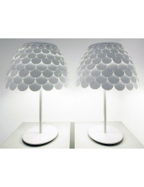 Carmen table lamp FontanaArte white color front view