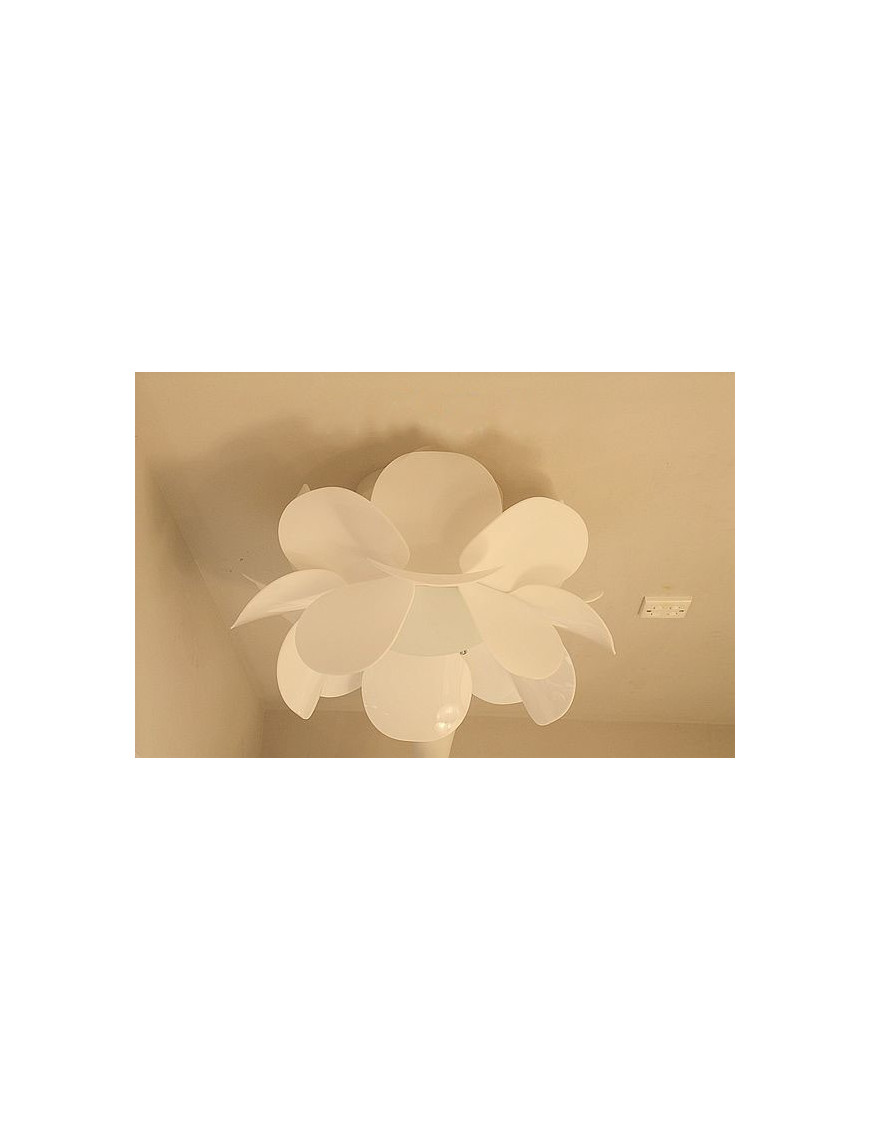 Infiore ceiling Lamp Estiluz white color front view Infiore ceiling Lamp Estiluz white color front view