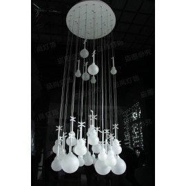 Growing Vases LED chandelier Ingo Maurer white color in dining room