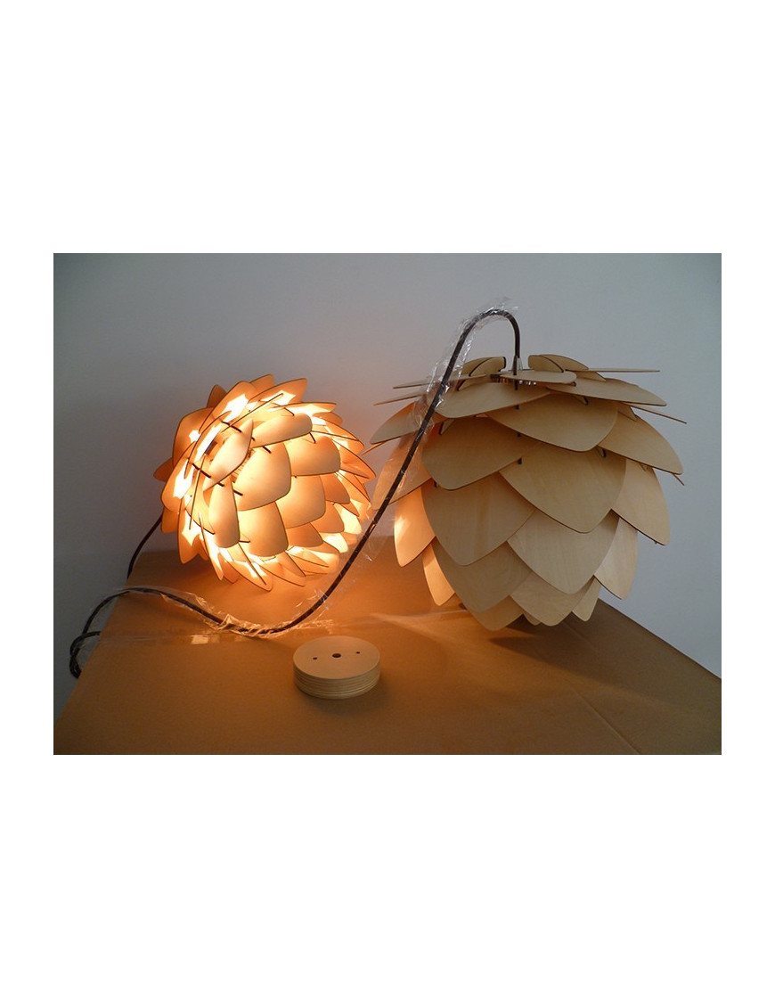Crimean Pinecone II pendant lamp natural color Diam 30cm / Diam 45cm top view Crimean Pinecone II pendant lamp natural color Diam 30cm / Diam 45cm top view