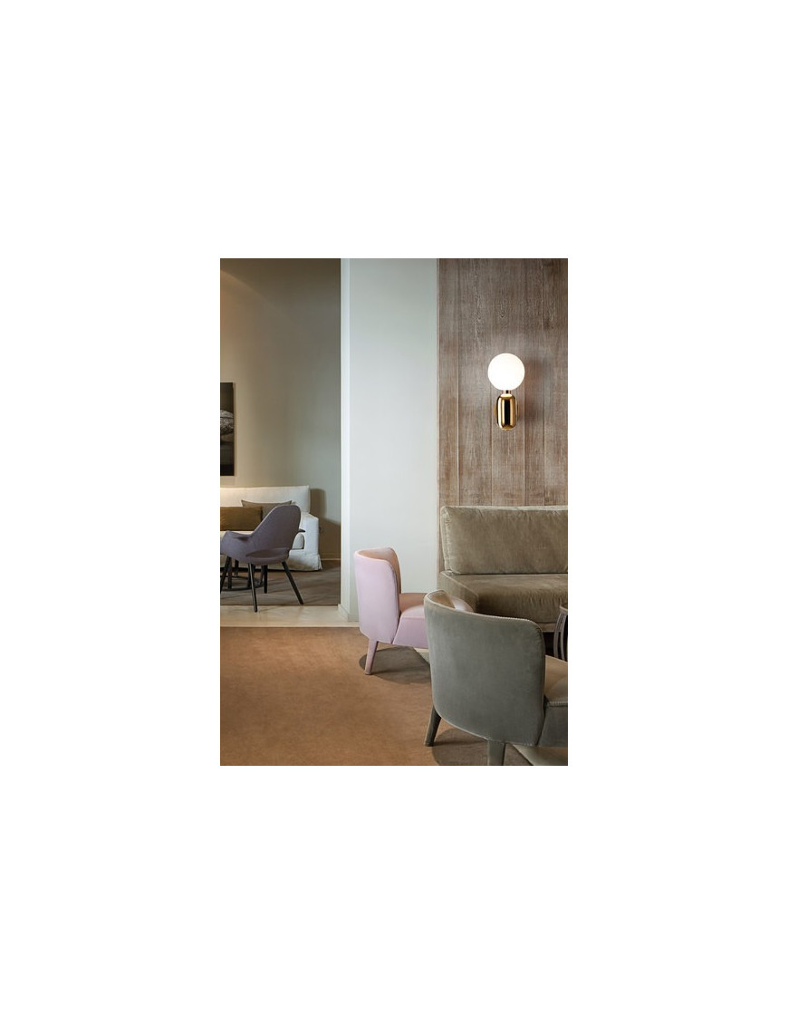 Aballs LED wall lamp Parachilna gold color side view Aballs LED wall lamp Parachilna gold color side view