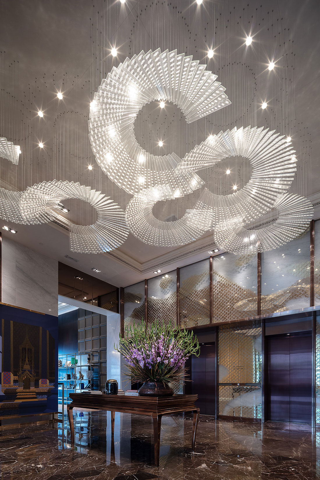 Blog - How designer lighting can help you grow your hospitality business? | Woo Lighting