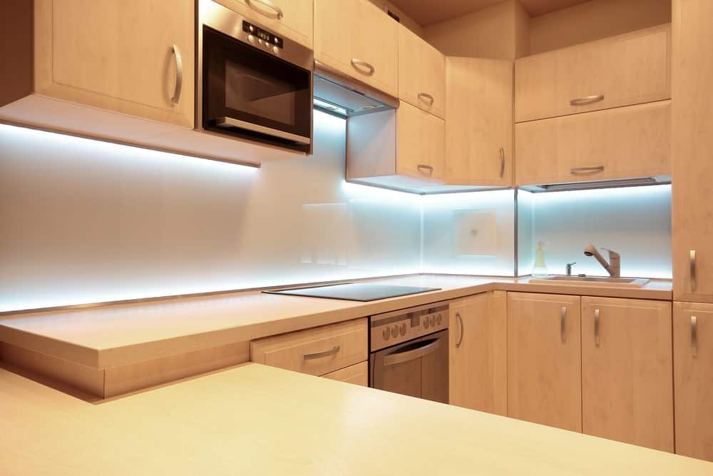 led rope light under kitchen cabinet